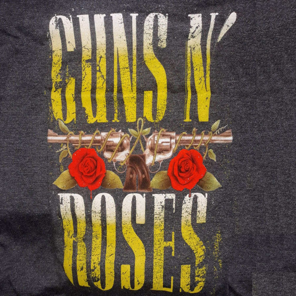 Guns N Roses Pistols Logo metal rcok Official V-neck T-Shirt 2XL NWT - Picture 2 of 3